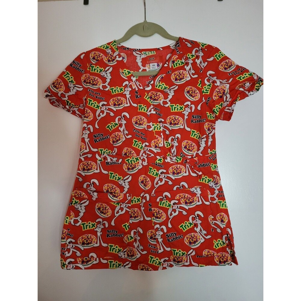 Scrub Top Trix Cereal Women’s Size XS Stretch Nursing Medical Pockets Rabbit